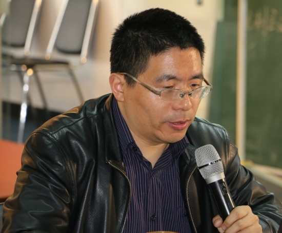 以城乡等值化实现就地城镇化（山东青州南张楼村的案例研究）